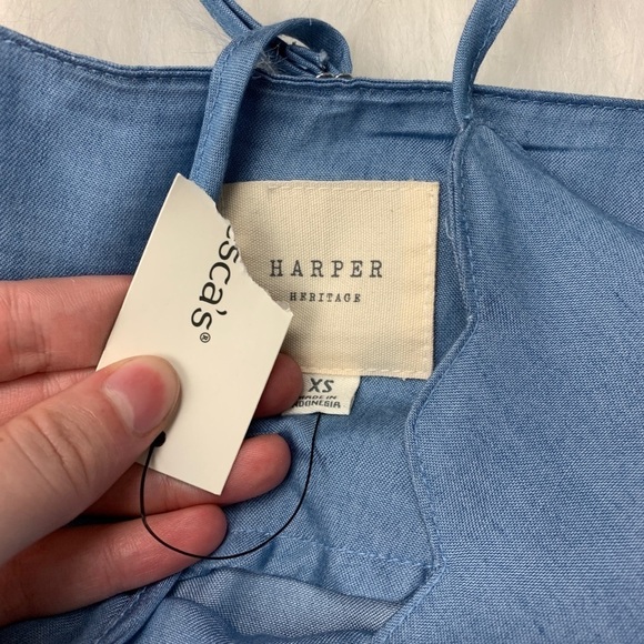 Francescas Scalloped Blue Tank Top - Picture 3 of 3